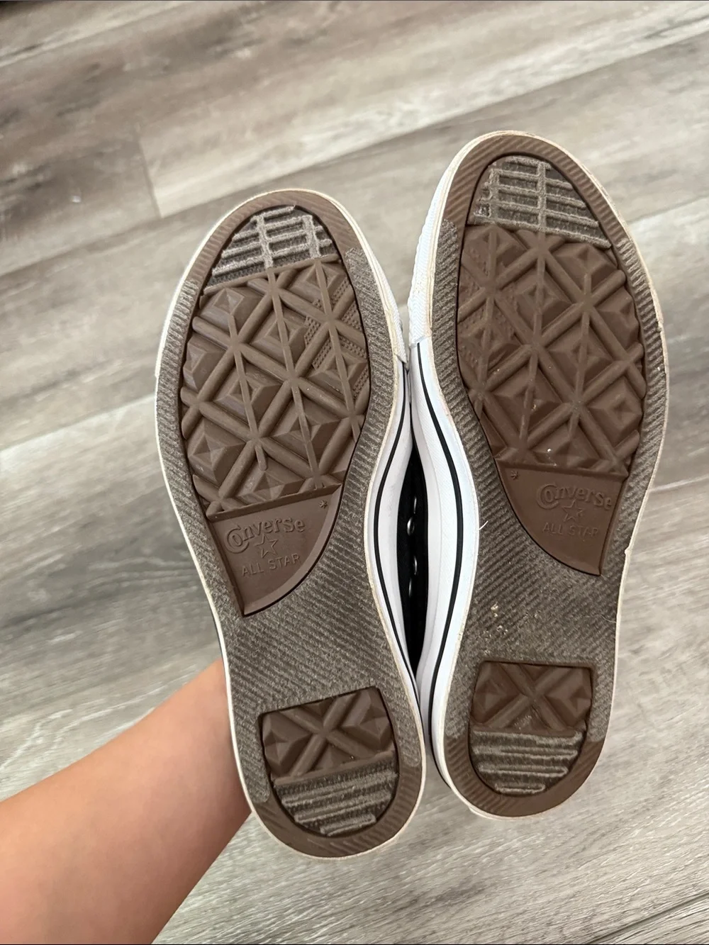 Converse size 6m